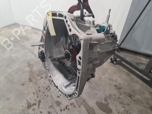 Gearbox DACIA DUSTER (HS_) 1.5 dCi | BP32421848M3