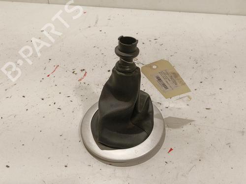 Used Shift knob Shift knob RENAULT MEGANE II Coupé-Cabriolet (EM0/1_) 1.9 dCi (120 hp) 22582020 22582020