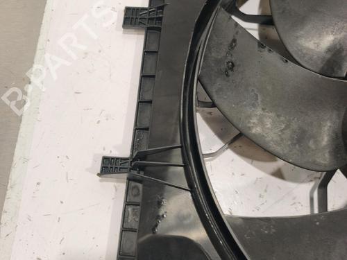 radiator-fan-mercedes-benz-c-class-w203-2000-2001-2002-2003-2004-2005-2006-2007-39255366 main image