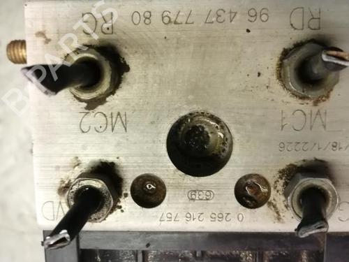 Used ABS pump ABS pump 22581382 22581382