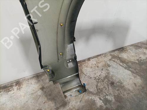 Left front fenders LAND ROVER DISCOVERY III (L319) 2.7 TD 4x4 | BP30936263C41