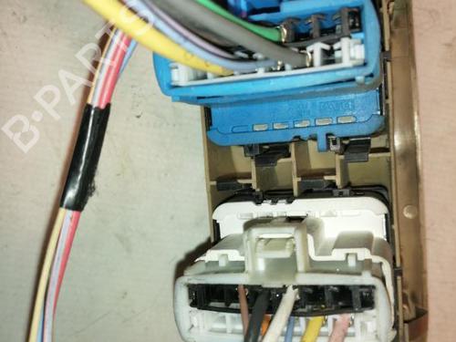 Interrupteur de vitre avant gauche RENAULT MODUS / GRAND MODUS (F/JP0_) 1.6 (JP03, JP0B, JP0U, JP0Y, JP1G) | BP22575648I27 
