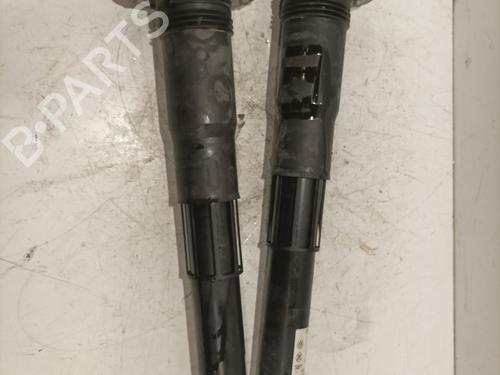 Used Right rear shock absorber Right rear shock absorber 37747994 37747994