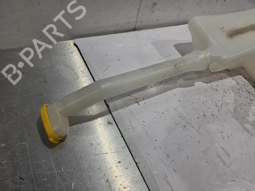 Used Windscreen washer tank Windscreen washer tank 39255329 39255329