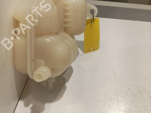 expansion-tank-bmw-2-gran-tourer-f46-2014-28325508 main image