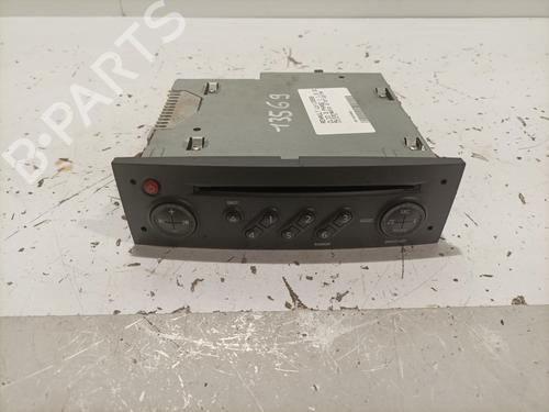 Used Radio RENAULT CLIO III (BR0/1, CR0/1) 1.5 dCi (BR17, CR17) (86 hp) 22588947