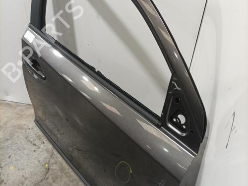 Used Right front door Right front door 38424563 38424563