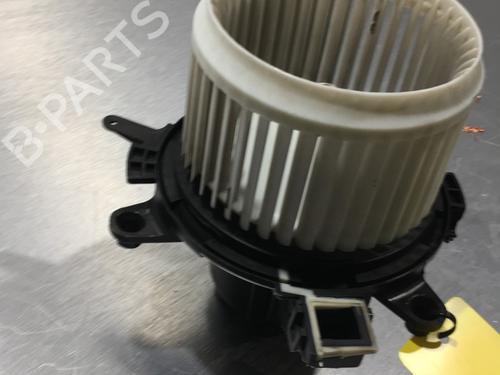 Used Heater blower motor PEUGEOT 5008 II (MC_, MJ_, MR_, M4_) 1.2 Hybrid 136 (MRHPYC) (136 hp) 22577340