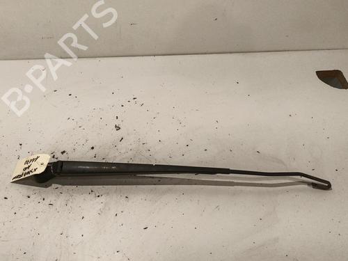 Used Front windshield wiper arm Front windshield wiper arm 22571959 22571959