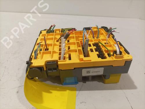 Used Fuse box Fuse box CITROËN C3 III (SX) 1.6 BlueHDi 100 (99 hp) 22579301 22579301