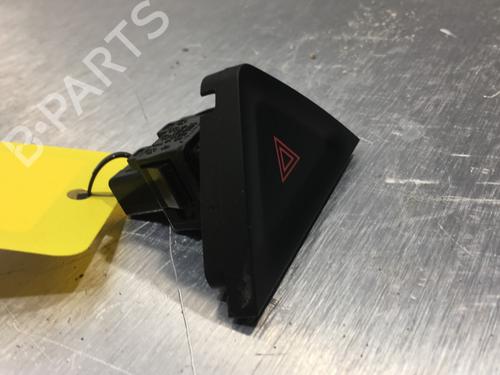 Used Warning switch Warning switch RENAULT KOLEOS I (HY_) 2.0 dCi 4x4 (HY0B) (173 hp) 22577386 22577386