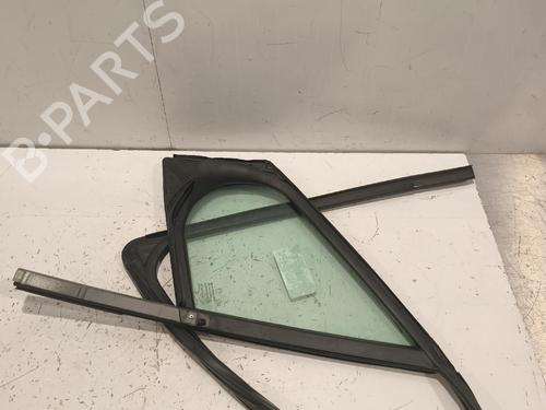 Used Front right quarter glass Front right quarter glass 37036661 37036661