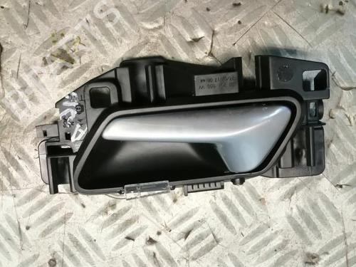 Used Front left interior door handle Front left interior door handle DS DS 7 Crossback (J4_, JR_, JC_) 1.6 PureTech 225 (J45GCR, J45GGR) (224 hp) 22578176 22578176