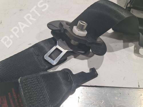 front-right-seatbelt-citroen-c4-picasso-ii-2013-33299414 main image