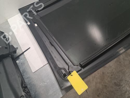 sunroof-renault-megane-iv-hatchback-b9amn_-2015-36482206 main image