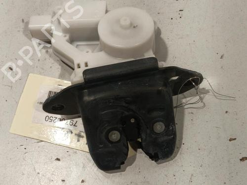 Tailgate lock RENAULT KADJAR (HA_, HL_) 1.3 TCe 160 (HLN2) | BP22585872C101 