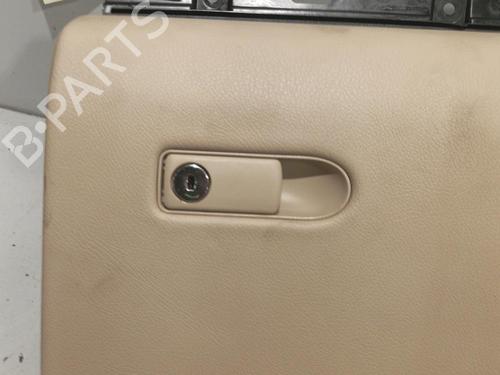 Used Glove box Glove box MERCEDES-BENZ V-CLASS (W447) V 250 BlueTEC / d (447.811, 447.813, 447.815) (190 hp) 22581647 22581647