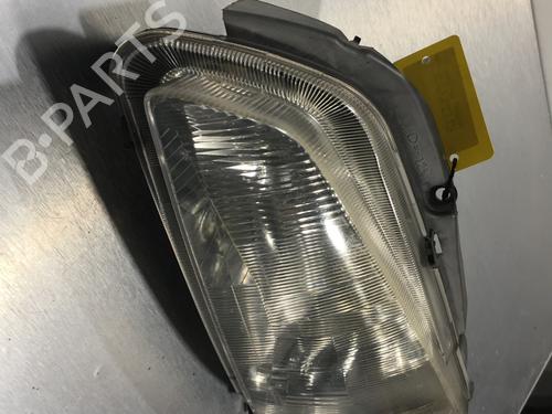 Left headlight PEUGEOT 106 II (1A_, 1C_) 1.4 i | BP22577549C28 
