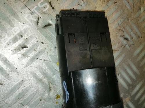 Used Headlight switch AUDI A4 B6 (8E2) 2.5 TDI (163 hp) 22590397