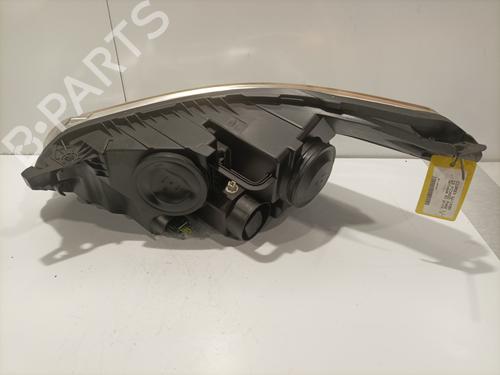right-headlight-citroen-c3-picasso-sh_-2008-25482846 main image
