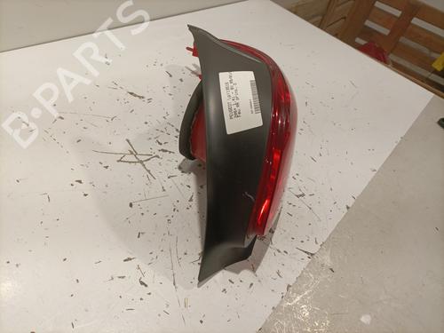 Right taillight PEUGEOT 206+ (2L_, 2M_) 1.4 i | BP22583271C35 
