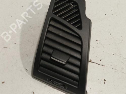 Used Air vent BMW 1 (E81) 118 d (143 hp) 22570512