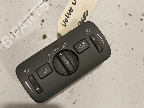 Used Headlight switch VOLVO V40 Hatchback (525) D2 (114 hp) 22576690