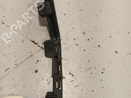 Used Rear bumper bracket VOLVO V40 Hatchback (525) D2 (114 hp) 22582240