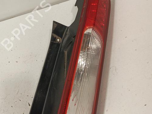 Used Right taillight FORD FOCUS II (DA_, HCP, DP) 2.0 TDCi (133 hp) 22582163