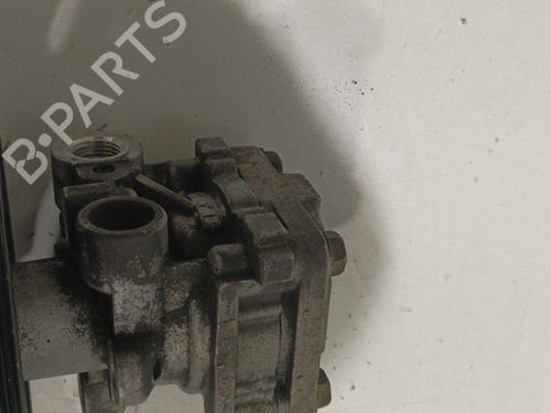 Used Steering pump Steering pump SUZUKI GRAND VITARA I (FT, HT) 2.0 HDI 110 16V 4x4 (SQ420D, TD83V, JA420WD) (109 hp) 22575177 22575177