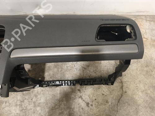 Used Dashboard Dashboard 38424409 38424409