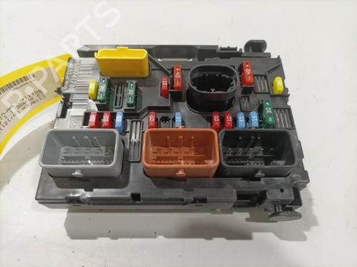 Used Fuse box Fuse box CITROËN C2 (JM_) 1.4 (73 hp) 22585459 22585459