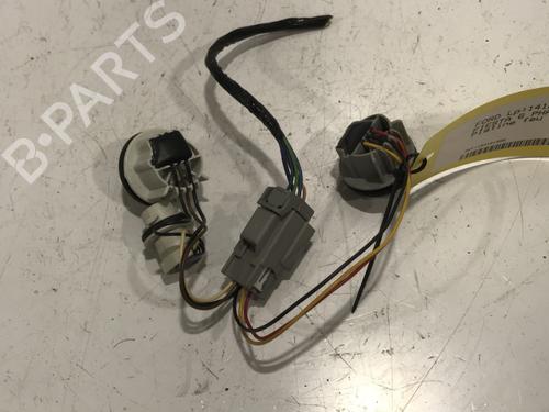 Used Lamp holder FORD FIESTA VI (CB1, CCN) 1.0 EcoBoost (100 hp) 26456811