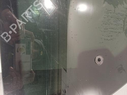 rear-left-door-window-mercedes-benz-v-class-w447-2014-31836517 main image