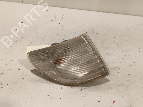 Used Right front indicator Right front indicator MERCEDES-BENZ V-CLASS (638/2) V 220 CDI (638.294) (122 hp) 22582015 22582015
