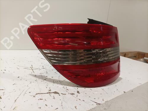 Left taillight MERCEDES-BENZ B-CLASS Sports Tourer (W245) B 200 (245.233) | BP22577520C34 