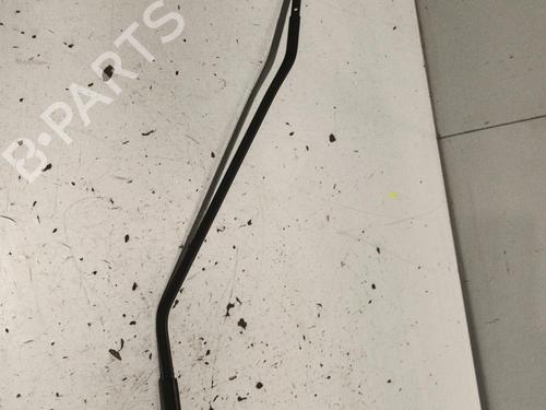 Used Front windshield wiper arm Front windshield wiper arm 22571621 22571621