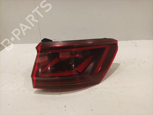 Used Right taillight Right taillight VW TOUAREG (CR7, RC8) 3.0 eHybrid 4motion (381 hp) 35924507 35924507