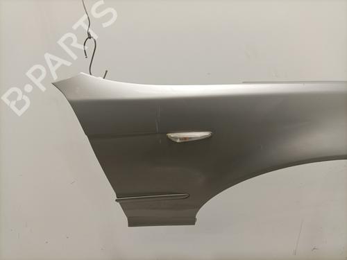 Guarda-lamas direito Guarda-lamas direito BMW 3 (E46) [1997-2005] 35924463 35924463