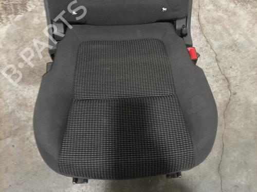 Rear seat PEUGEOT 5008 (0U_, 0E_) 1.6 HDi | BP26909084C17