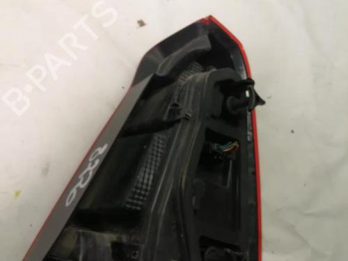 left-taillight-dacia-logan-ls_-15-dci-ls0w-2004-22575614 main image