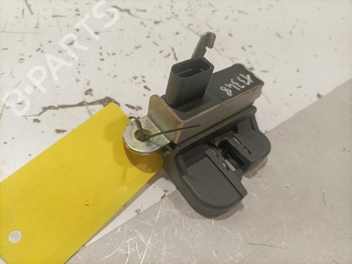 Tailgate lock VW GOLF V (1K1) 2.0 TDI 16V | BP22583342C101 