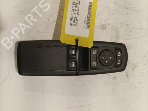 Used Left front window switch RENAULT MEGANE III Coupe (DZ0/1_) 2.0 dCi (163 hp) 29941220