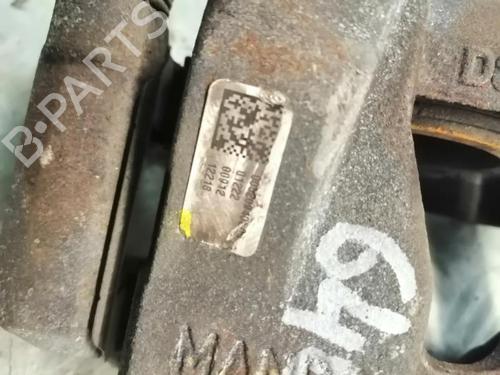 Used Left front brake caliper Left front brake caliper FIAT 500X (334_) 2.0 D Multijet 4x4 (334AXB22, 334AXD2B) (140 hp) 22578197 22578197