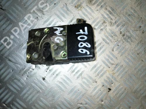 Used Front left lock PEUGEOT 206 Hatchback (2A/C) 1.4 i (75 hp) 22591604