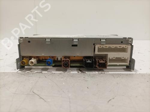 Used Radio Radio RENAULT CLIO V (B7_) 1.5 Blue dCi 115 (B7AD) (116 hp) 22573307 22573307