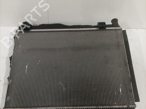 Used Water radiator Water radiator FORD FIESTA VII (HJ, HF) 1.0 EcoBoost (101 hp) 28025994 28025994