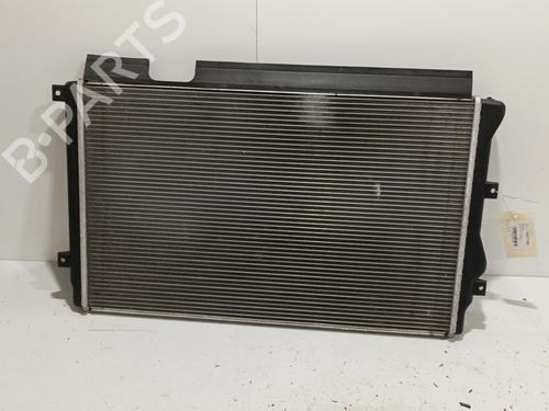 Used Water radiator Water radiator VW GOLF VI (5K1) 1.4 TSI (160 hp) 22572459 22572459