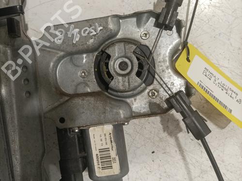 Lève-vitre avant gauche RENAULT CLIO III (BR0/1, CR0/1) 1.5 dCi (BR17, CR17) | BP30000022C22