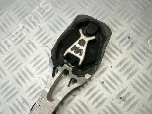 Used Engine mount PEUGEOT 3008 II SUV (MC_, MR_, MJ_, M4_) 1.5 BlueHDi 130 (131 hp) 22590640